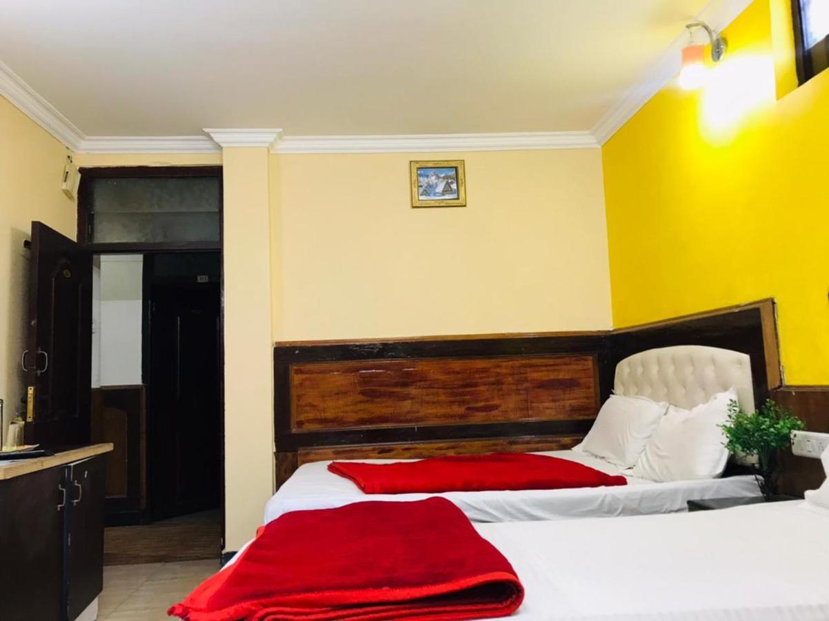 Hotel Mystique Inn Уті Екстер'єр фото