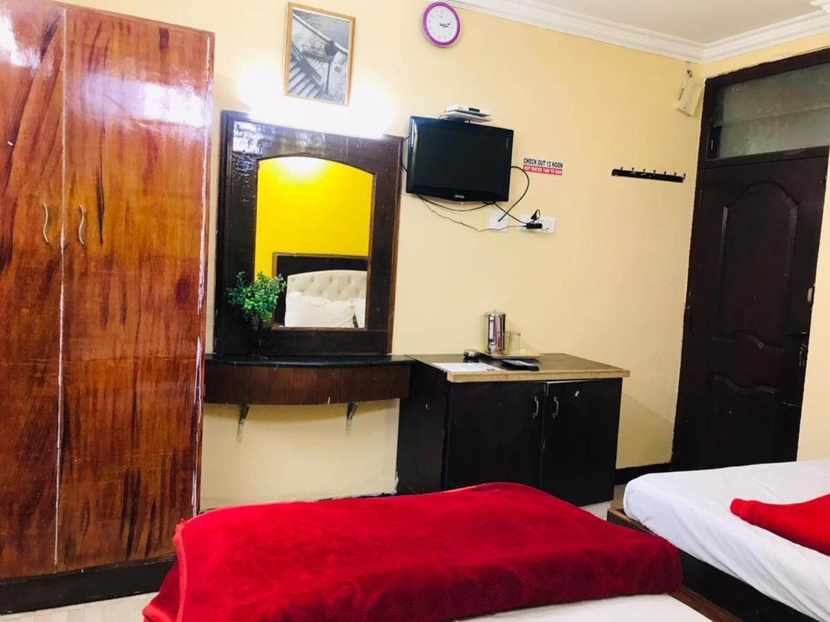 Hotel Mystique Inn Уті Екстер'єр фото