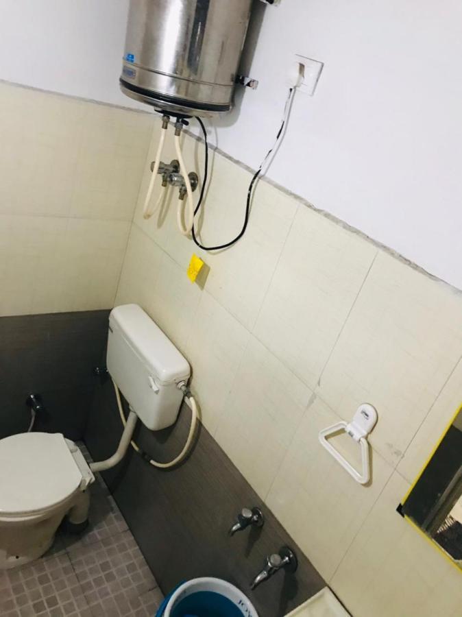 Hotel Mystique Inn Уті Екстер'єр фото