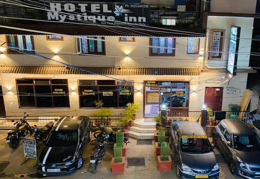 Hotel Mystique Inn Уті Екстер'єр фото