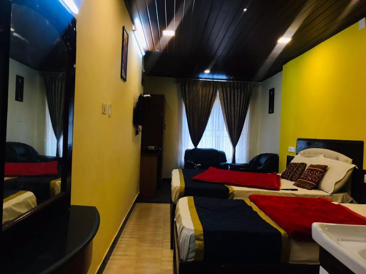 Hotel Mystique Inn Уті Екстер'єр фото